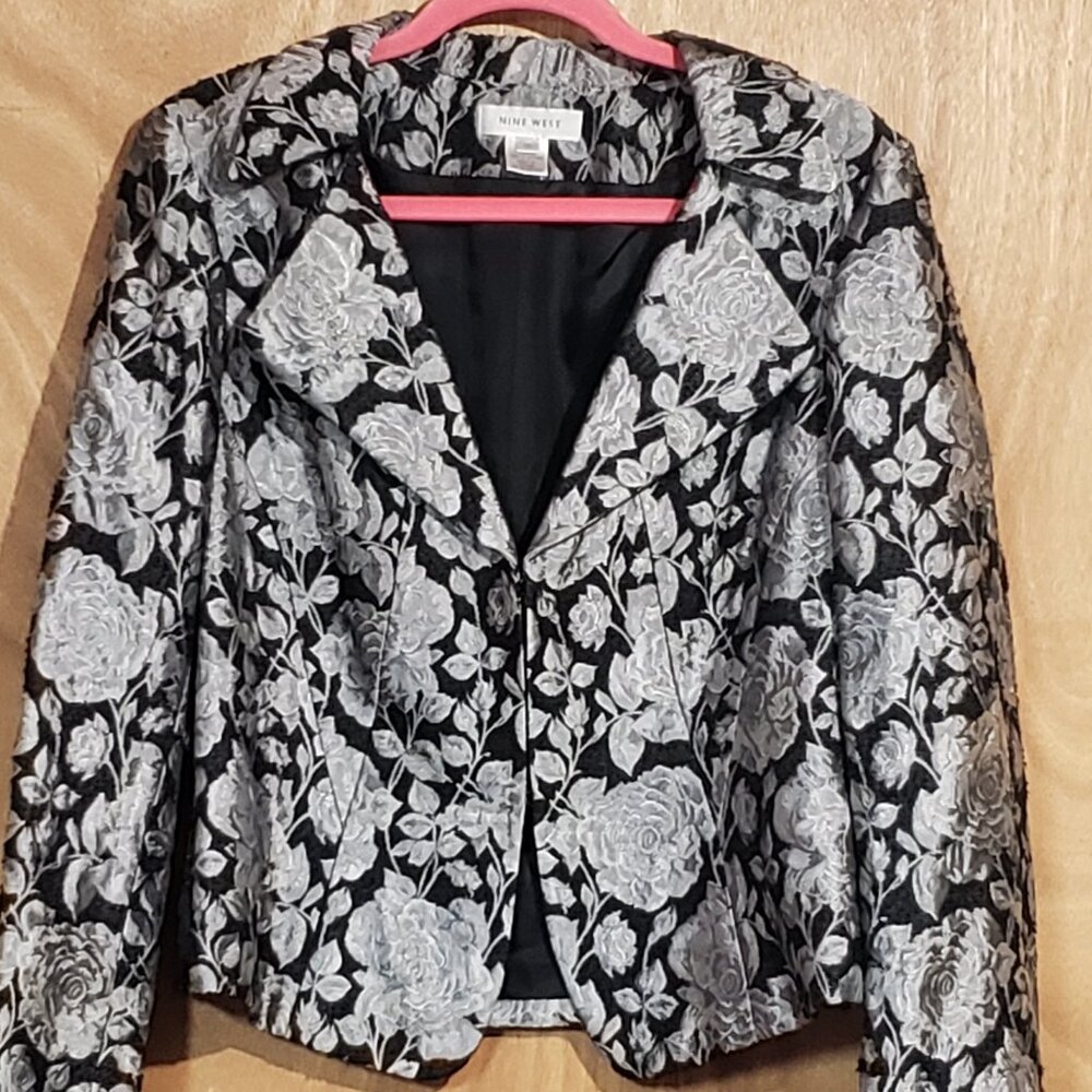 Nine West Silver & Grey Jacket